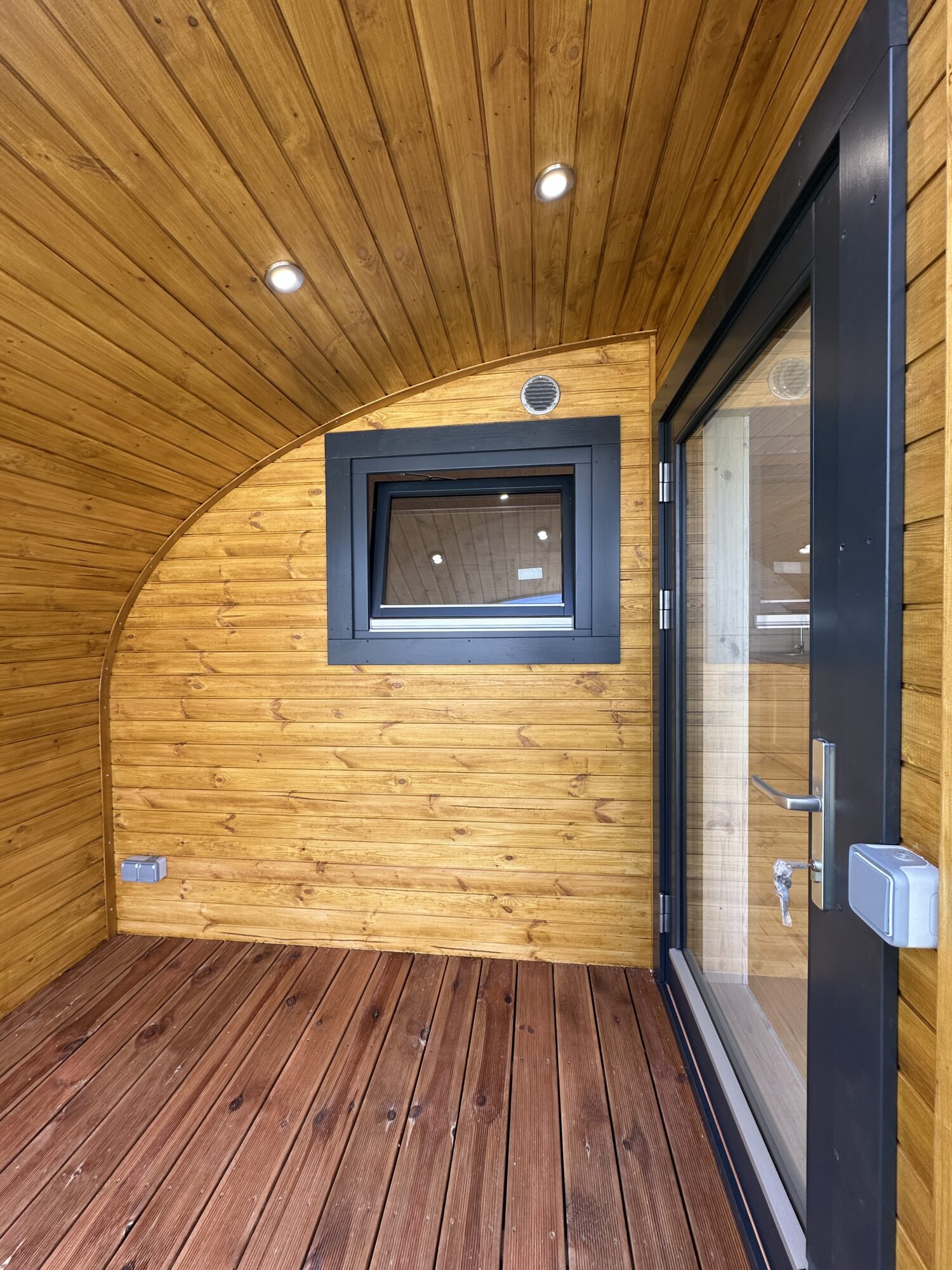 Camping Pod-5